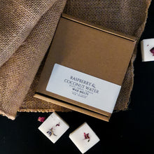 Load image into Gallery viewer, Signature Wax Melts - Choose Scent